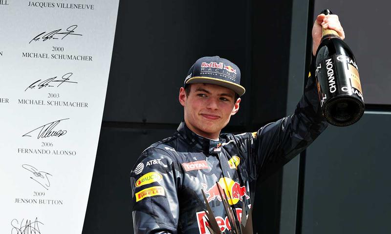 Geen champagne voor Max Verstappen