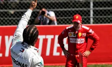 Thumbnail for article: Lewis Hamilton besprak mogelijke overstap naar Ferrari bij tekenen contract