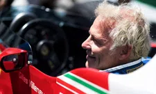 Thumbnail for article: Villeneuve: "De dominantie van Mercedes had ook op naam van Ferrari kunnen staan"