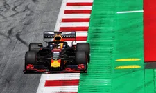 Thumbnail for article: Verstappen na VT2 crash: "Ze gaan de auto helemaal uit elkaar halen"