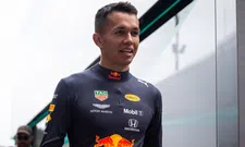 Thumbnail for article: Red Bull Racing onthult helm Alexander Albon voor de rest van het seizoen