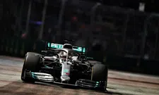 Thumbnail for article: Samenvatting VT2 GP Singapore: Hamilton ongenaakbaar, Verstappen op P2