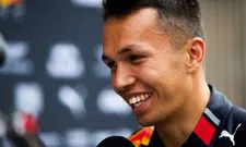 Thumbnail for article: Albon: “Ik ben niet mezelf constant met Verstappen aan het vergelijken”