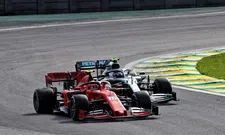 Thumbnail for article: Costa vergelijkt Ferrari en Mercedes: "Zelfs de bartender zorgt voor extra druk"