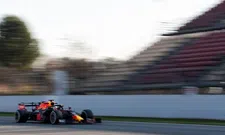 Thumbnail for article: F1 wintertest lunchupdate 13:00 | Verstappen spint twee keer en zit vast in gravel