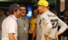 Thumbnail for article: Alonso hint online al op zijn terugkeer naar Renault, Mercedes zet zich schrap