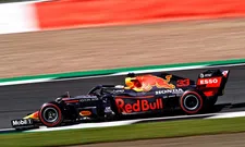 Thumbnail for article: Verstappen en Leclerc bijna gecrasht door verrassend snelle out-lap