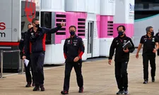 Thumbnail for article: Honda vond verbetering na eerste vrije training voor RB16: "Maar het werkte niet"