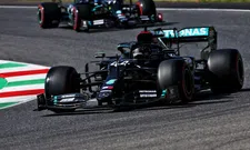 Thumbnail for article: Hamilton dolblij na pole: "Bottas was het hele weekend sneller"