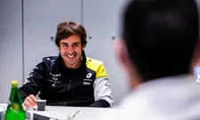 Thumbnail for article: Was Alonso in gesprek met Red Bull? 'Ze wilden van coureurs wisselen'