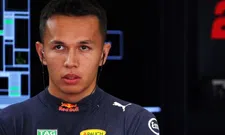 Thumbnail for article: Albon scratches his head after big gap with Verstappen: "This is confusing"