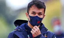 Thumbnail for article: Albon snapt niks van regels op Imola: 'De auto's zijn hiervoor gemaakt'