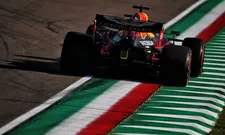 Thumbnail for article: Motorproblemen voor Verstappen? Nederlander lang in de pits in Q2