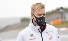 Thumbnail for article: Schumacher: ‘Pseudoniem gaf me de kans een normaal kind te zijn’