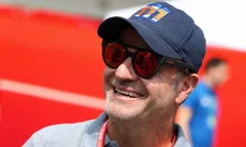 Thumbnail for article: Barrichello kiest tussen Hamilton en Schumacher: "Het is een fenomeen"