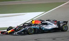 Thumbnail for article: Het moment dat Hamilton even klaar was met Verstappen: 'Wat is het toch een eikel'