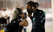 Thumbnail for article: Mercedes respond to Hamilton's positive test: "Minor symptoms on Monday"