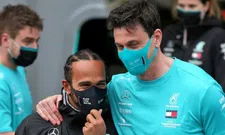 Thumbnail for article: Hamilton trots op nieuwe samenwerkingen Mercedes: "Toekomst ziet er goed uit"