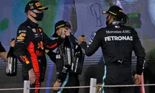 Thumbnail for article: 'Verstappen won only in Abu Dhabi due to deliberate handicap at Mercedes'