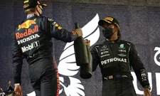 Thumbnail for article: Column | De eerste slag is 'weer' voor Mercedes, maar er is eindelijk oorlog in F1