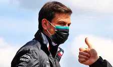 Thumbnail for article: Wolff ondanks snelle tijden Hamilton: 'Kunnen niet tippen aan Red Bull-Honda'