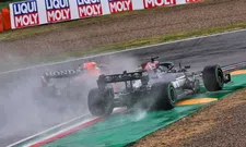 Thumbnail for article: Hamilton verrast door Verstappen: ''Nu pas kijkt hij naar links''