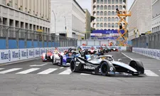 Thumbnail for article: Feature race Valencia E-Prix: Dennis wins from pole