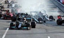 Thumbnail for article: Verstappen zorgt voor ongeëvenaarde druk op Hamilton: 'Zit echt op de limiet'