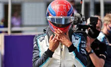 Thumbnail for article: Alonso heeft mooie boodschap voor Russell: "George, je bent ijzersterk"