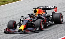 Thumbnail for article: Verstappen secures pole position, Norris joins in on the front-row 