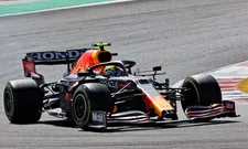 Thumbnail for article: Hamilton geeft Verstappen de schuld van crash: "Het was mijn lijn"