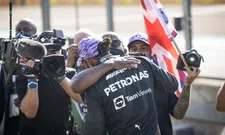 Thumbnail for article: 'Bij ons hoorde Hamilton voor het eerst dat Verstappen in ziekenhuis was'