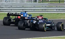 Thumbnail for article: Alonso on his defensive work: 'Hamilton always complains'