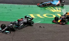 Thumbnail for article: 'Vanaf het moment dat Bottas zijn rempedaal intrapte, was het te laat'