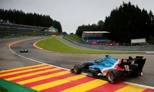 Thumbnail for article: Rode vlag na grote crash op Eau Rouge in W Series 