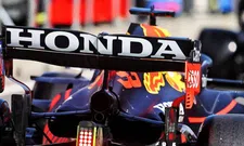 Thumbnail for article: Verstappen tweede rode vlag in VT2: "Het is krankzinnig"