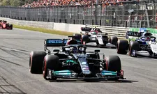 Thumbnail for article: Hamilton loses power in FP2 and has to stop practice