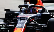 Thumbnail for article: Verstappen scheurt met zijn Red Bull door smalle straatjes in Italië