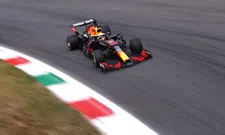 Thumbnail for article: Full results FP2 | Hamilton fastest, Verstappen third on harder tyre