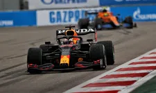 Thumbnail for article: Verstappen verslaat Hamilton in onderlinge statistieken