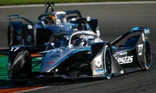 Thumbnail for article: De Vries and colleagues heard: Formula E changes qualifying format