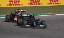 Thumbnail for article: Advantage for Verstappen: 'There's more pressure on Lewis than Max'
