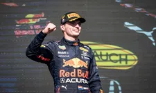 Thumbnail for article: Verstappen over relatie met Hamilton: 'We gaan niet samen uit eten'