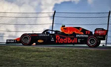 Thumbnail for article: F1 Social Stint | Horner viert Halloween, fan maakt Red Bull-piñata