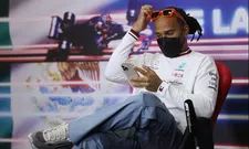 Thumbnail for article: Hamilton ziet Mercedes in nadeel: "Red Bull heeft nu meer vermogen dan wij"