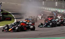 Thumbnail for article: Doornbos is het niet eens met Verstappen: 'Het domste wat je kan doen'