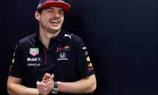 Thumbnail for article: Verstappen keeps his head clear: 'Stops unnecessary thoughts in your head'.