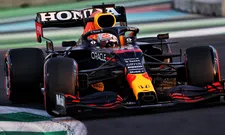 Thumbnail for article: Verstappen lashes out at Hamilton: 'I am not busy with that kind of thing'