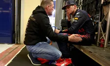 Thumbnail for article: 'Mercedes heeft alles uit de kast gehaald om Verstappen te pesten'