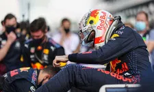 Thumbnail for article: In dit racepak zal Max Verstappen gaan rijden in 2022